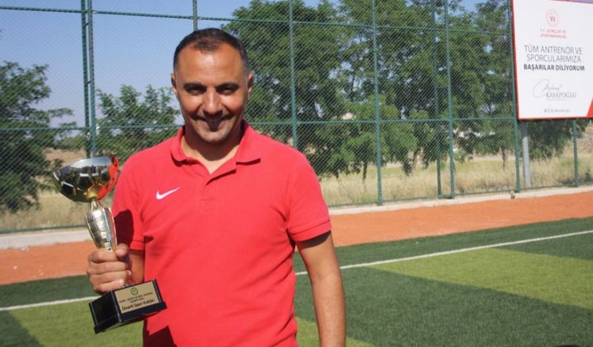 Şampiyon hoca Faris Çalbay