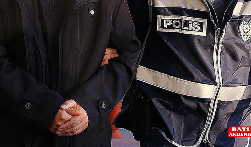 Antalya'da kaçak sigara operasyonunda 1 kişi yakalandı