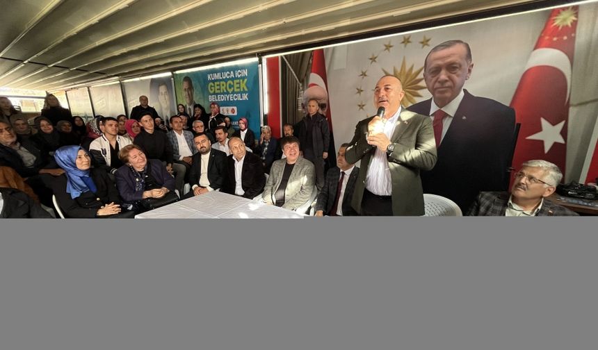 AK Parti Antalya Milletvekili Çavuşoğlu, Kumluca'da ziyaretlerde bulundu