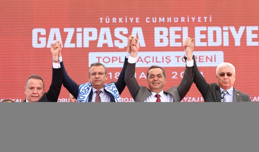 CHP Genel Başkanı Özel, Antalya Gazipaşa'da "halk buluşması"nda konuştu: