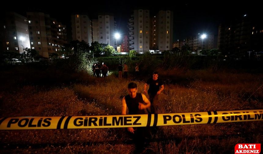 Antalya Haber - Derede erkek cesedi bulundu