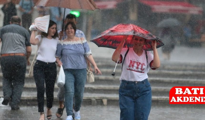 Meteoroloji'den kritik uyarı: 19 ile sağanak, 3 ile fırtına geliyor