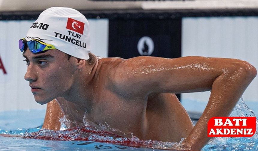 Kuzey Tunçelli, Dünya Gençler Yüzme Şampiyonu!