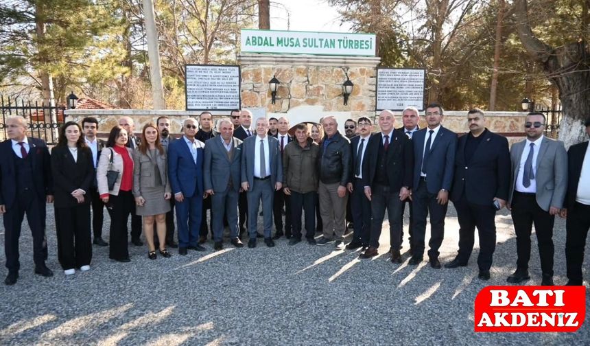 Zafer Partisi’nden Elmalı’da Abdal Musa Sultan Türbesi Ziyareti
