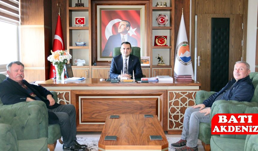 Finike Yaş Sebze ve Meyve Komisyoncuları Derneği’nden Kaymakam Çelik’e Ziyaret