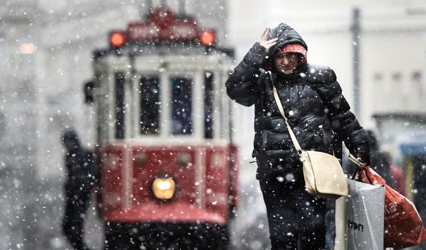 7 kente sarı kod: Fırtına ve sağanak alarmı