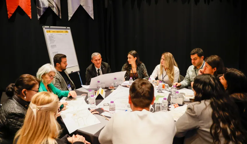 Antalya'da ulaşımın geleceği masaya yatırıldı