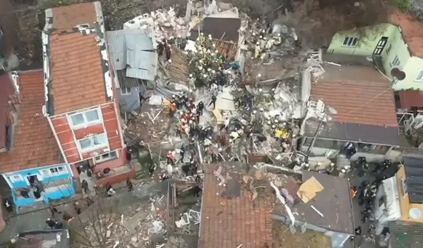 Fatih'teki bina çökmesi: Doğal gaz kaynaklı olma ihtimali düşük