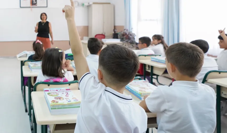 MEB velileri uyardı... Özel okullarda karekod zorunluluğu