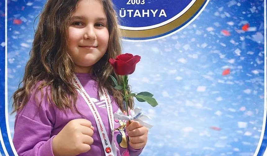 Minik sporcu İdil Çakır'dan Türkiye ikinciliği