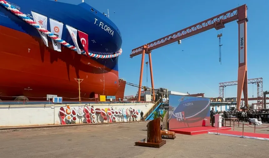 NB129 T. FLORYA denize indirildi