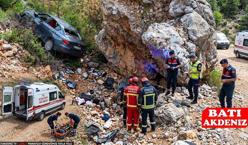 Şarampole Yuvarlanan Otomobil Demir Yığınına Döndü: 3'ü Çocuk 5 Kişi Yaralı