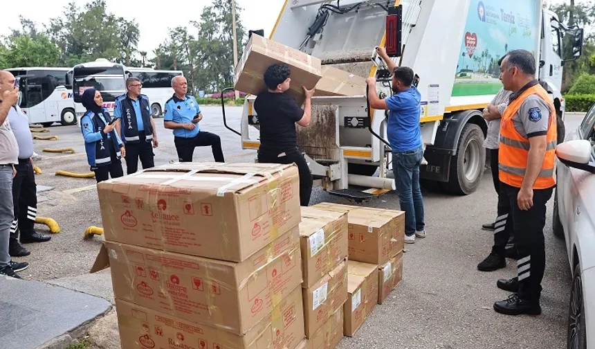 Antalya Otogarı'nda sağlıksız gıdaya geçit yok