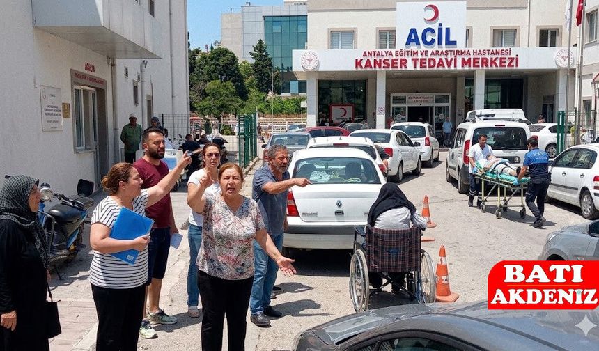 Antalya Eğitim ve Araştırma Hastanesi'nde hasta yakınlarından gelişigüzel park tepkisi
