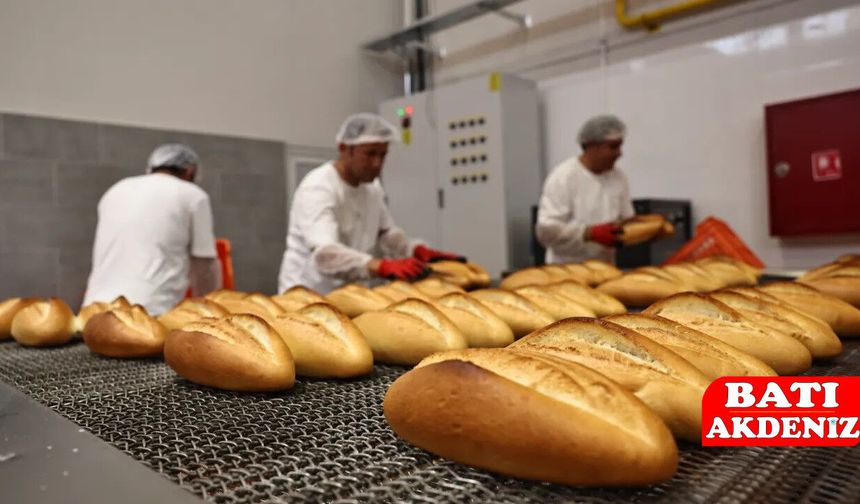 Antalya’nın sofralarına Halk Ekmek bereketi