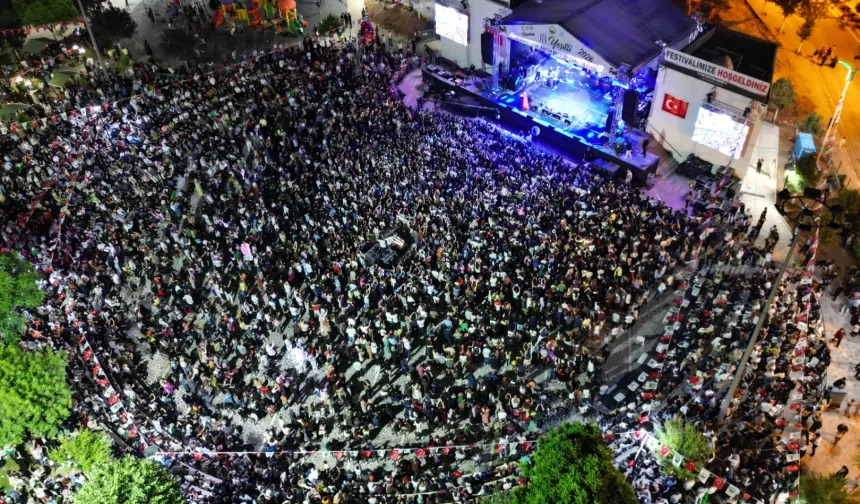 Mardin'de tarihi rekor: Kiraz Festivali'nin kapanışında 65 bin kişi Funda Arar ile coştu!